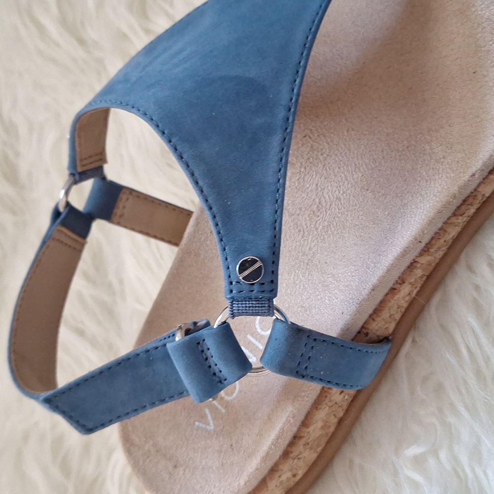 Vionic Kirra ll  Blue Suede Thong Sandals with Comfort and Style - Picture 2 of 8